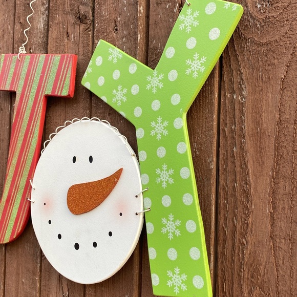 Celebrating Home Retired composite wood Christmas Sign JOY - Picture 3 of 9